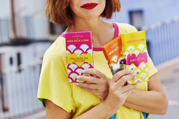 SECUNDARIA CHOCOLATES_600x400_ Chocolate artesano blanco_2.webp